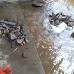 給水管が破損